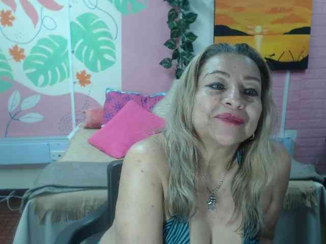 valeria-sexy webcam