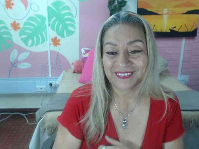 valeria-sexy