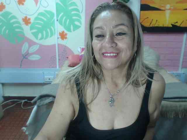 valeria-sexy webcam