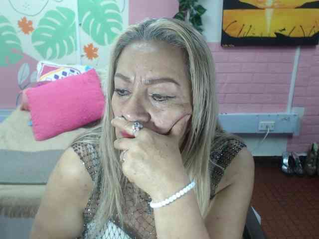 valeria-sexy webcam