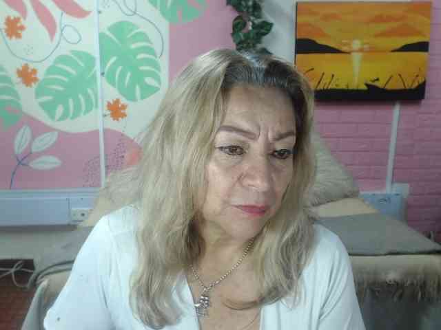 valeria-sexy webcam
