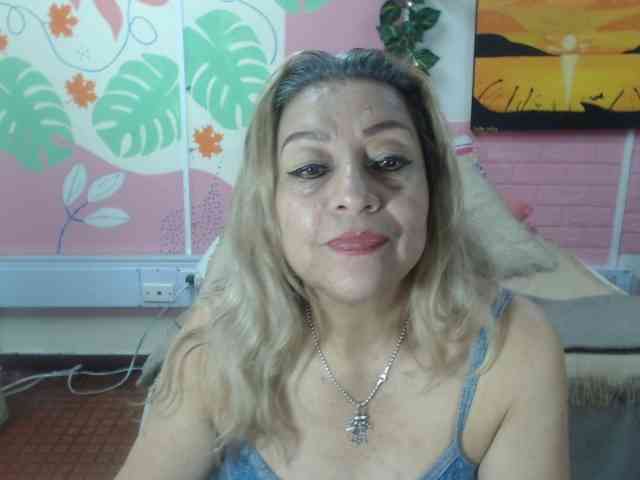 valeria-sexy webcam
