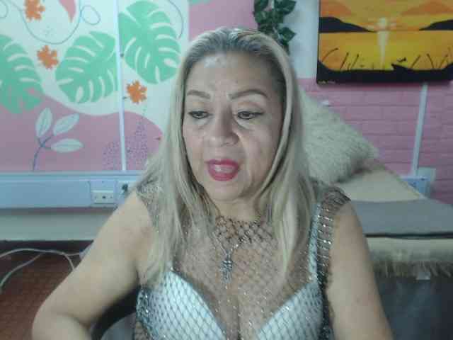 valeria-sexy webcam