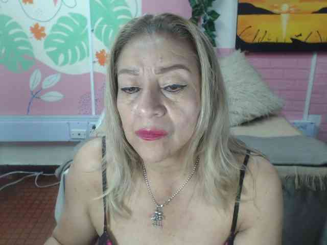 valeria-sexy webcam