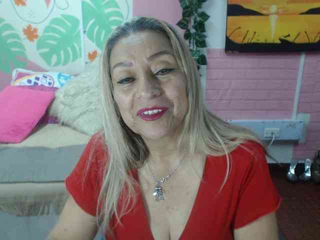 valeria-sexy