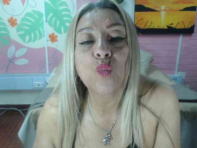 valeria-sexy webcam