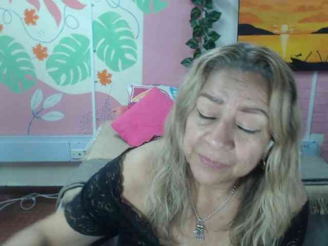 valeria-sexy webcam