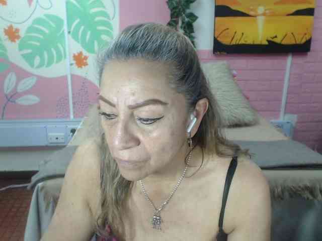 valeria-sexy webcam