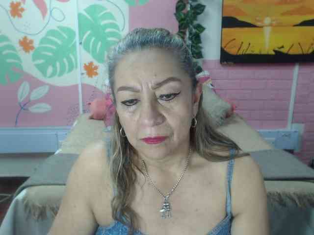 valeria-sexy webcam