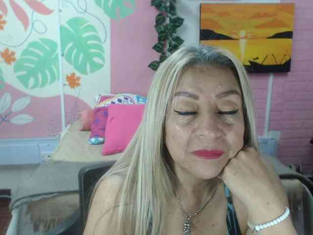 valeria-sexy webcam