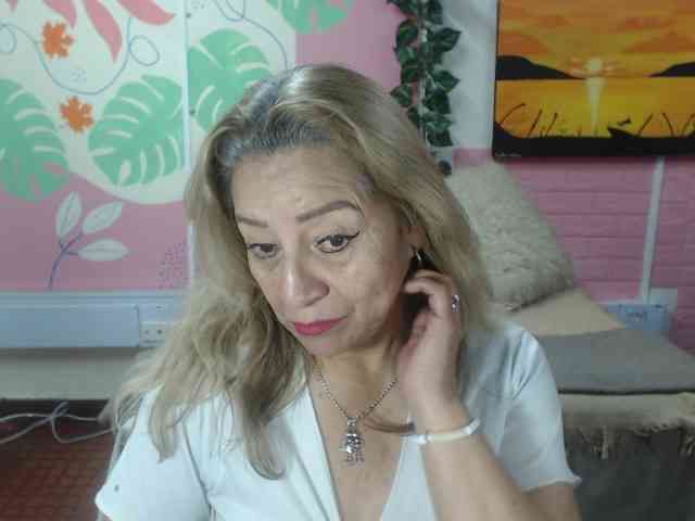 valeria-sexy webcam