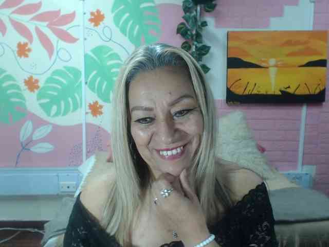 valeria-sexy webcam