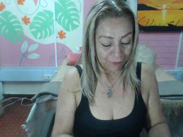 valeria-sexy webcam