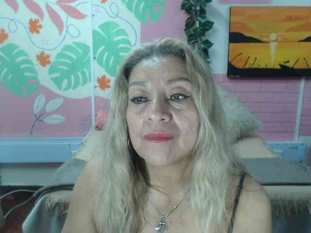 valeria-sexy webcam