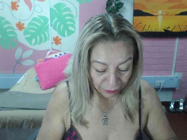 valeria-sexy webcam