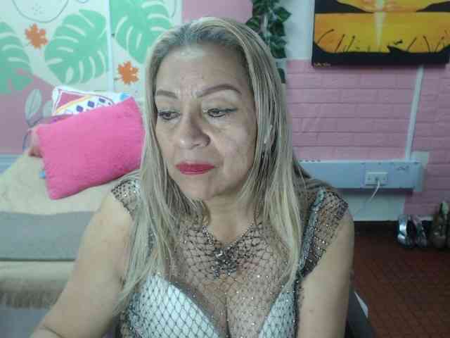 valeria-sexy webcam
