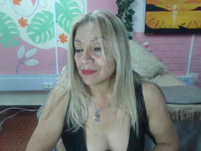 valeria-sexy webcam
