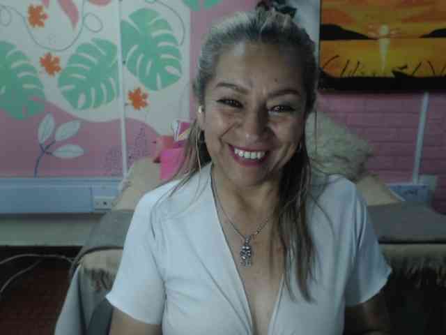 valeria-sexy webcam