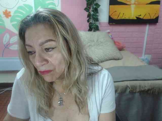 valeria-sexy webcam