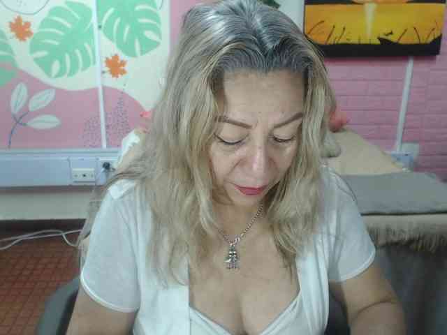 valeria-sexy webcam