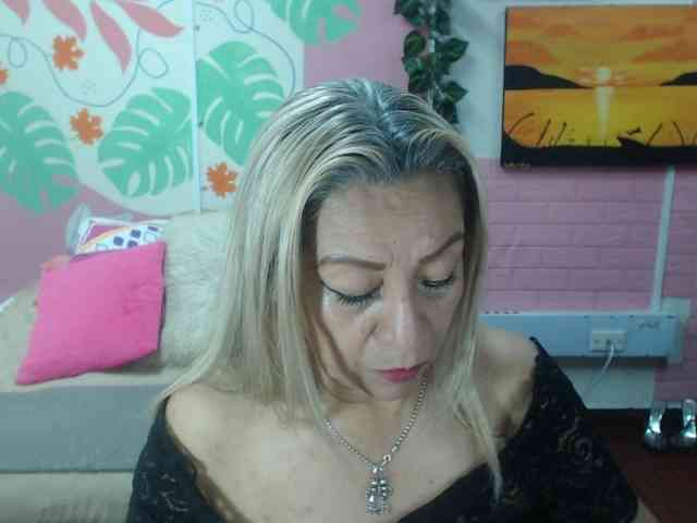 valeria-sexy webcam