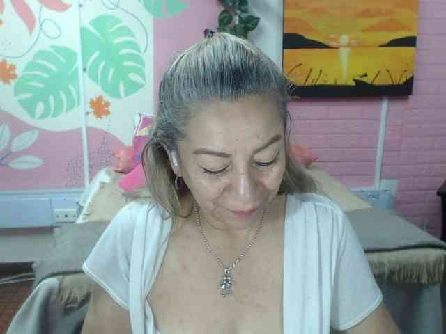 valeria-sexy webcam