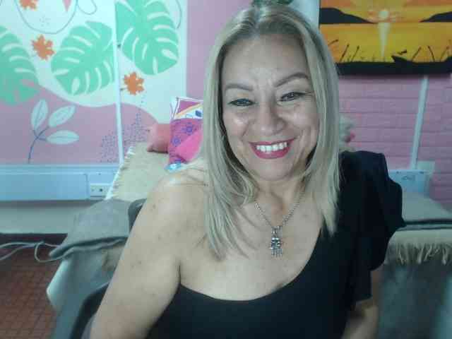 valeria-sexy webcam