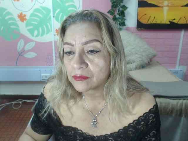 valeria-sexy webcam