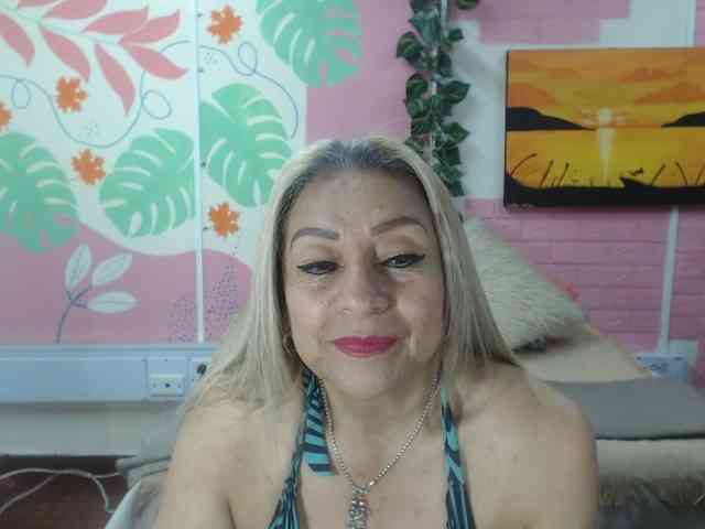 valeria-sexy webcam