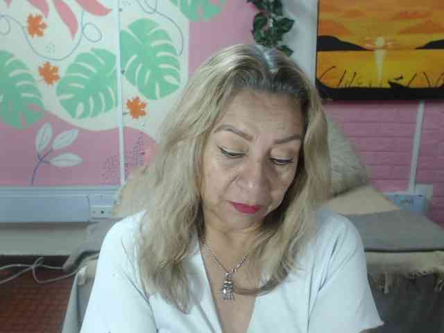 valeria-sexy webcam