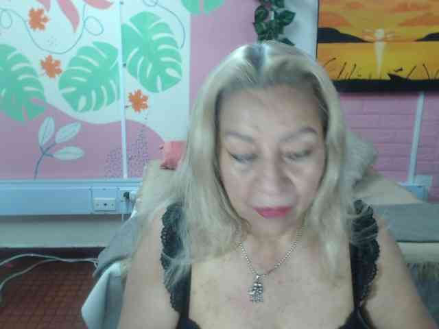 valeria-sexy webcam
