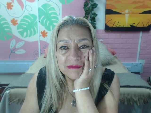 valeria-sexy webcam