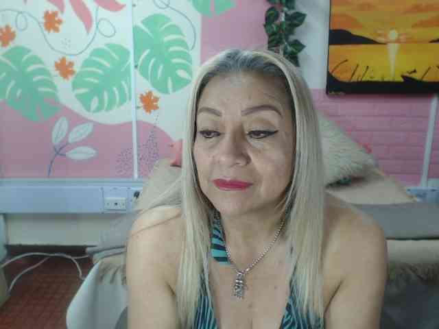 valeria-sexy webcam