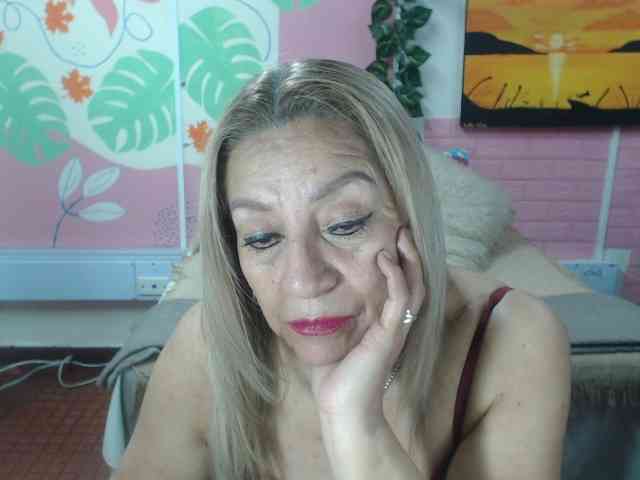 valeria-sexy webcam