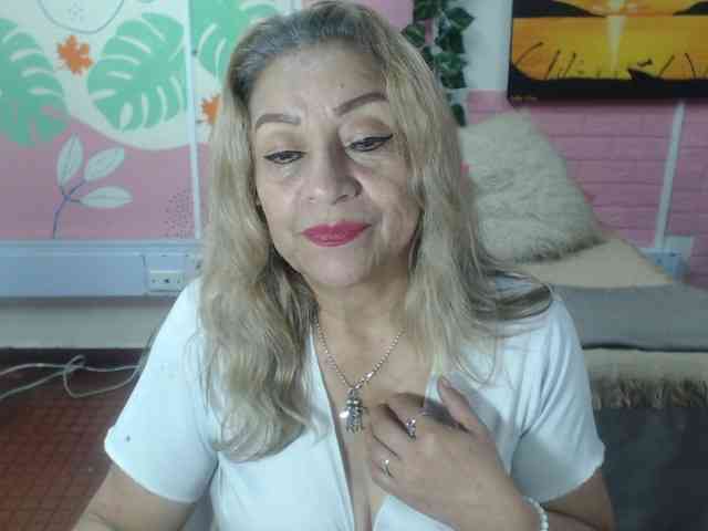 valeria-sexy webcam