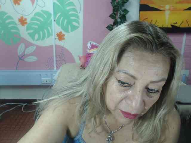 valeria-sexy webcam