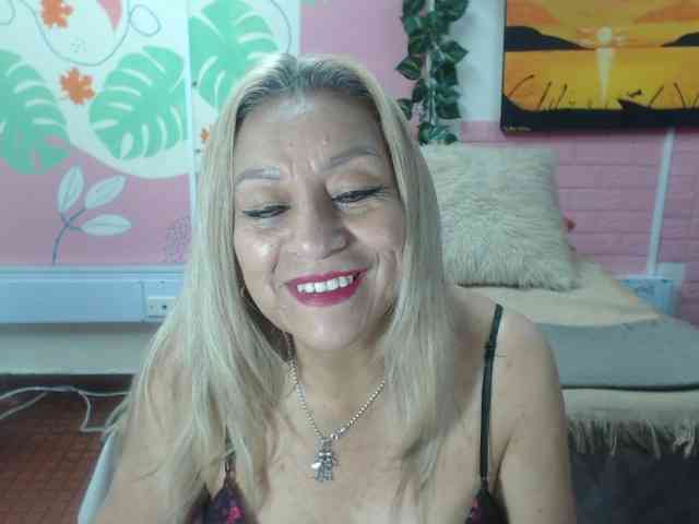 valeria-sexy