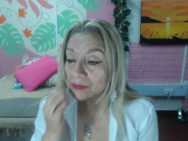 valeria-sexy webcam