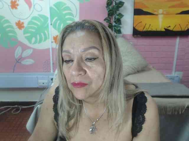 valeria-sexy webcam