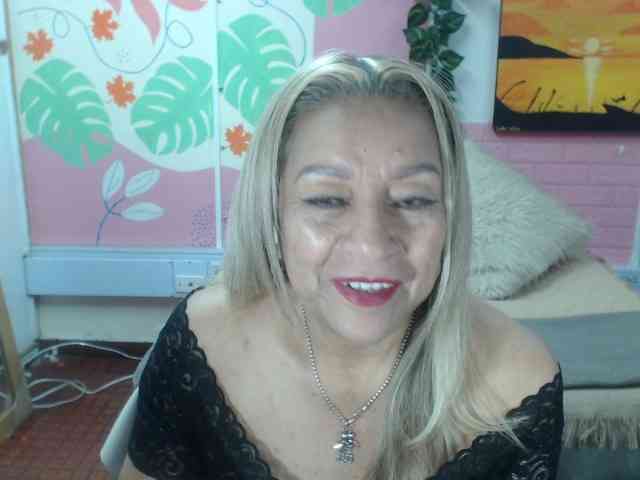 valeria-sexy Live Webcam on BongaCams