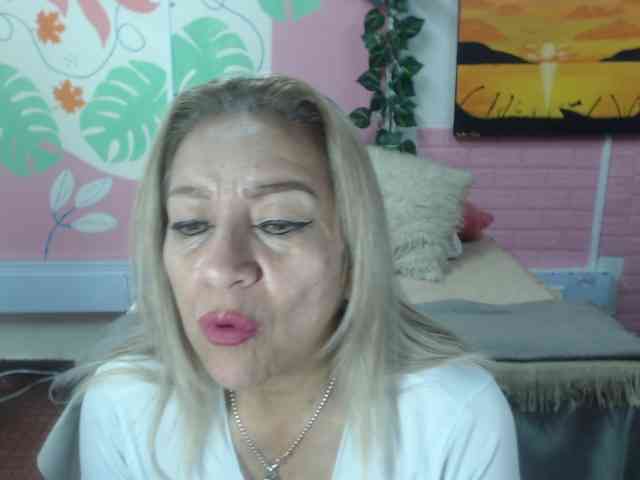 valeria-sexy webcam