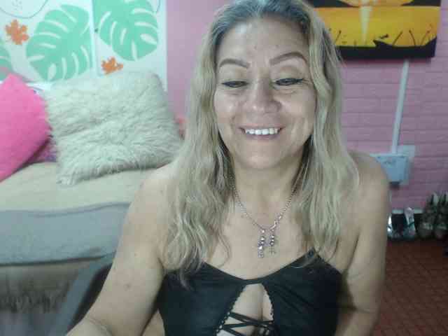 valeria-sexy