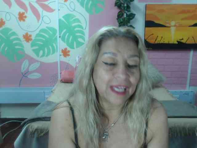 valeria-sexy webcam
