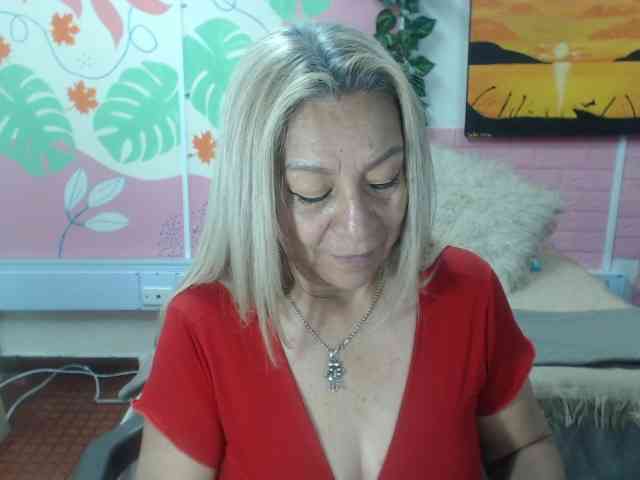 valeria-sexy webcam