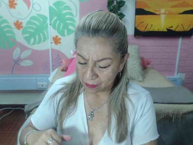 valeria-sexy webcam