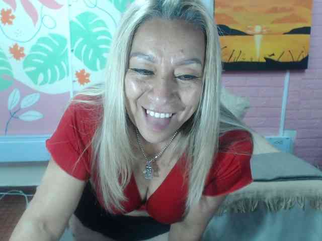 valeria-sexy valeria-sexy