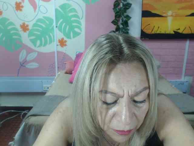 valeria-sexy webcam