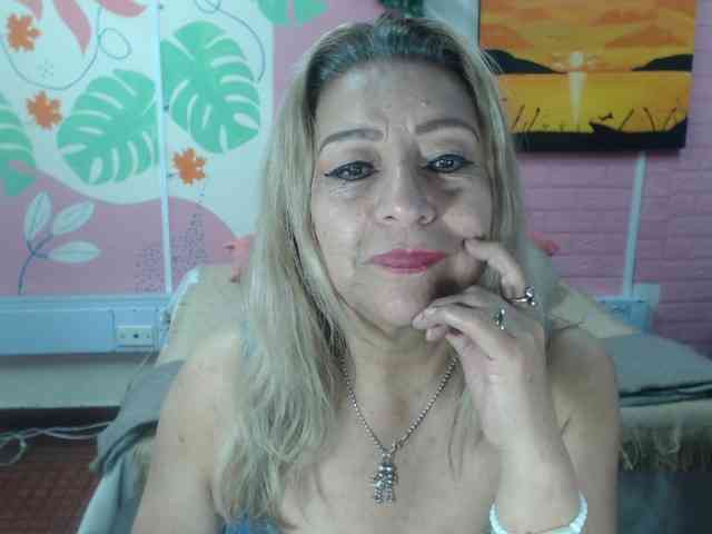 valeria-sexy webcam