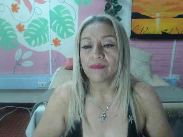 valeria-sexy webcam