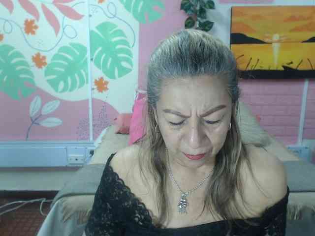 valeria-sexy webcam